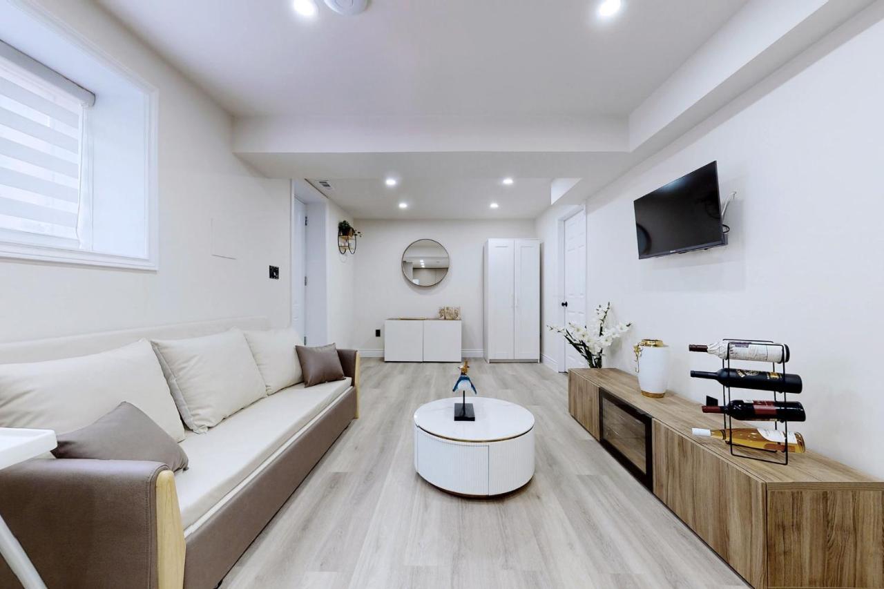 Stunning 2Br Lower Level Unit 沃恩 外观 照片