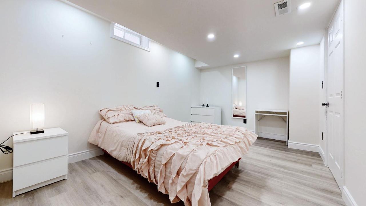 Stunning 2Br Lower Level Unit 沃恩 外观 照片