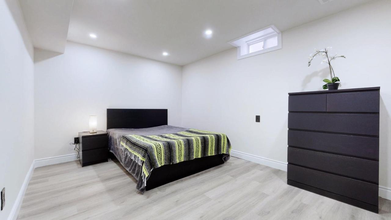 Stunning 2Br Lower Level Unit 沃恩 外观 照片